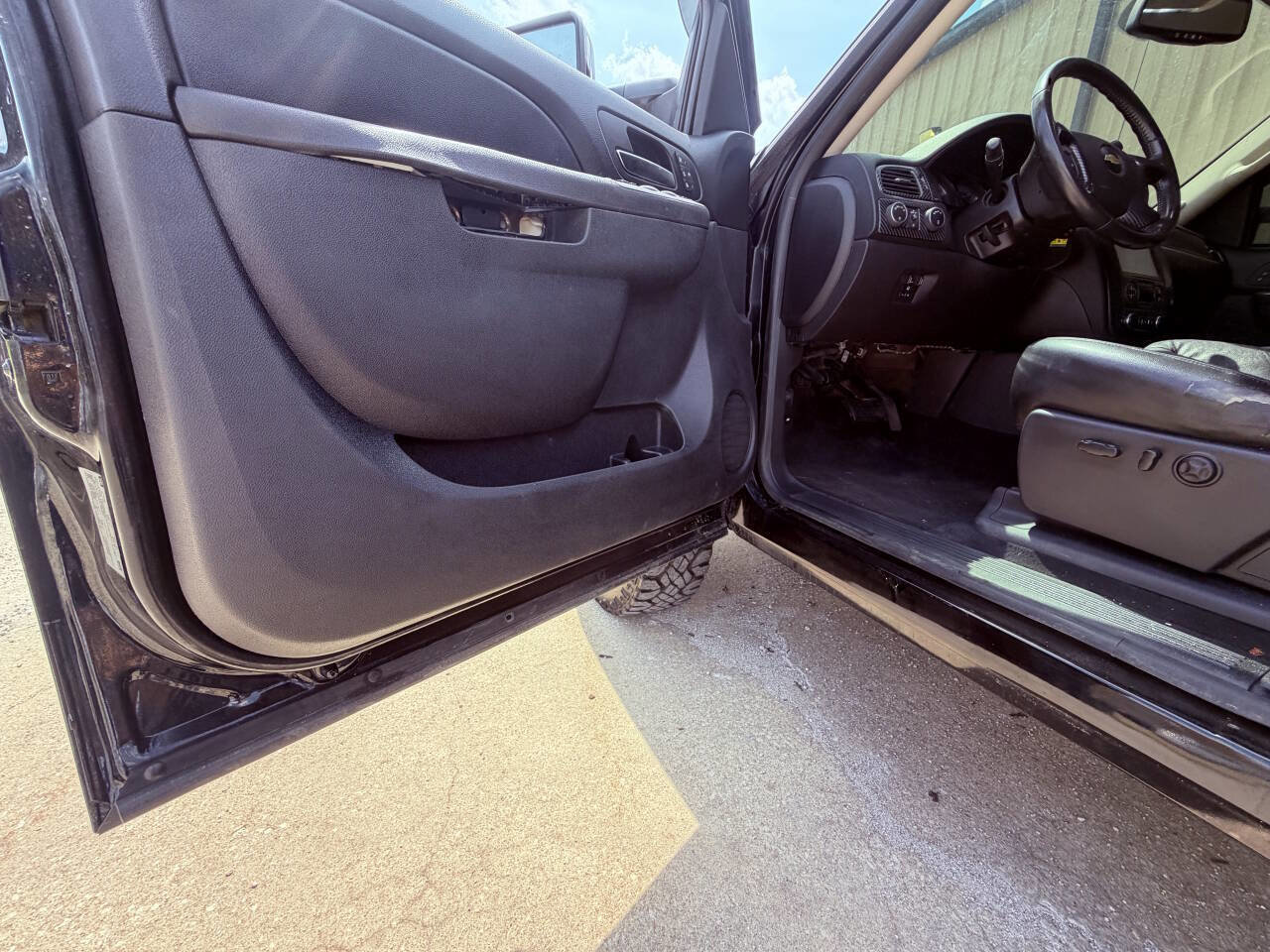 Used 2012 Chevrolet Silverado 1500 LTZ w/ LTZ Plus Package AWD/4WD image 23