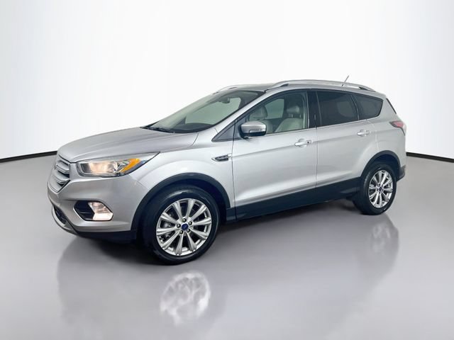 Used 2017 Ford Escape Titanium FWD image 3