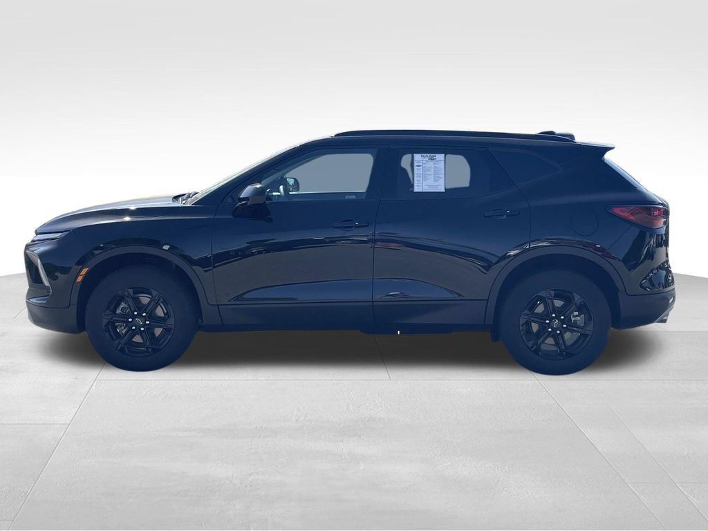 New 2026 Chevrolet Blazer LT w/ Convenience Package FWD image 7