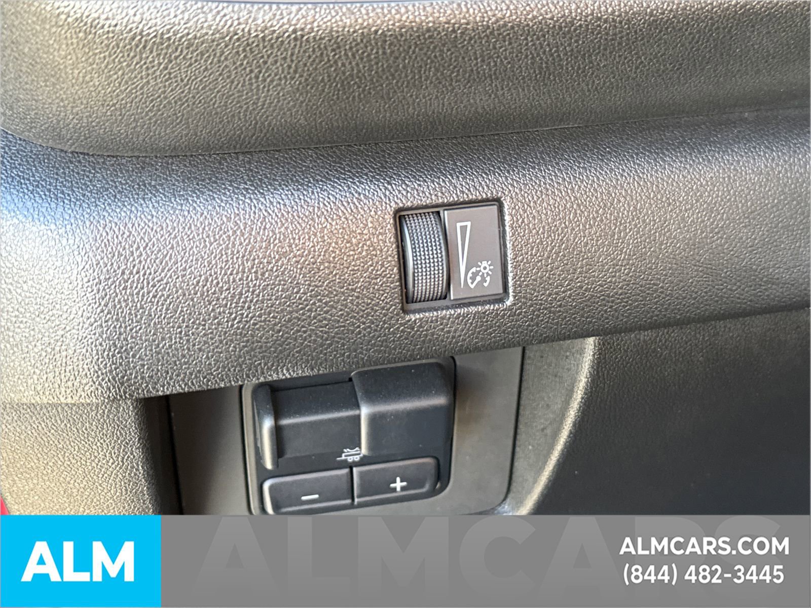 Used 2023 Chevrolet Colorado Trail Boss w/ Technology Package image 38