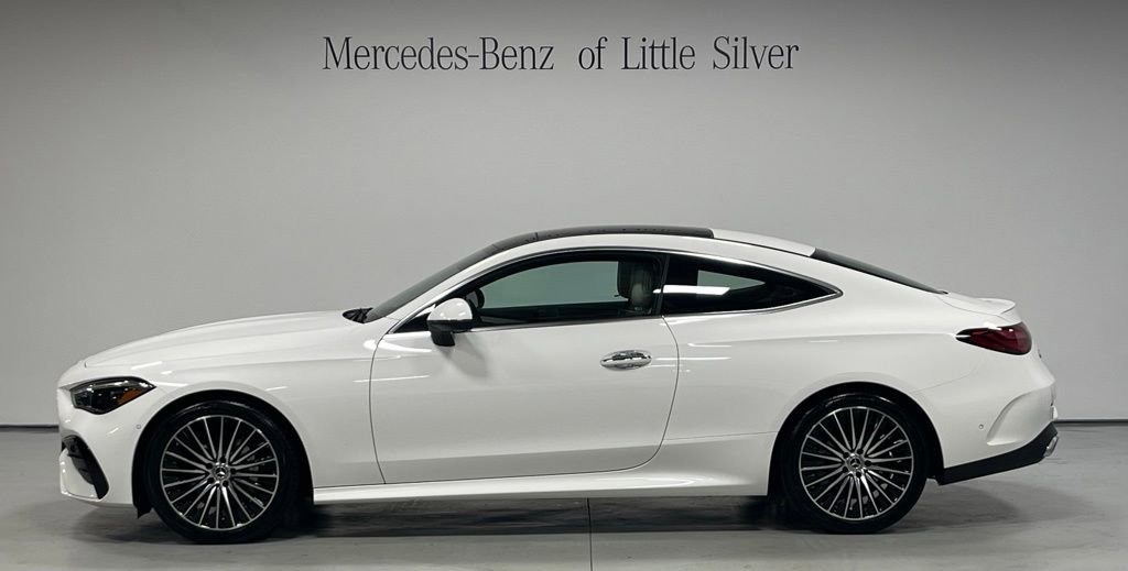 Certified 2026 Mercedes-Benz CLE 300 4MATIC Coupe image 2