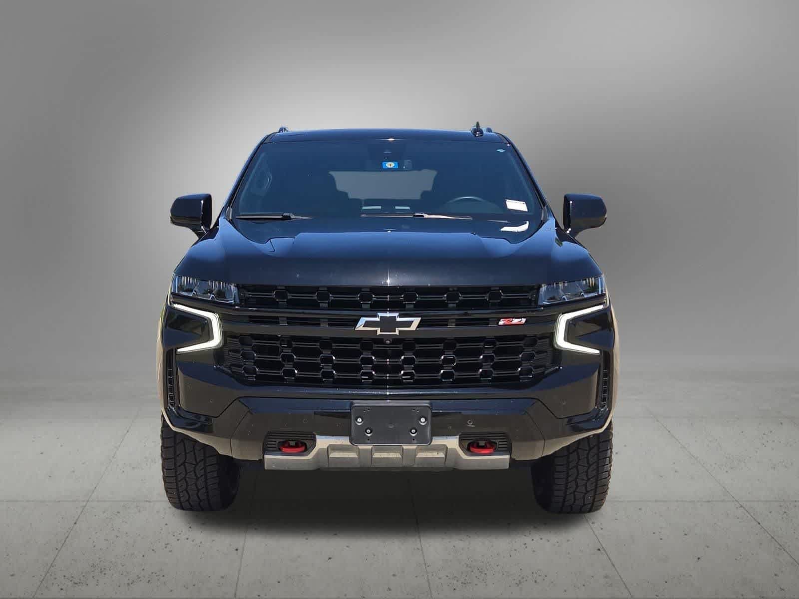 Used 2023 Chevrolet Tahoe Z71 w/ Luxury Package AWD/4WD image 9