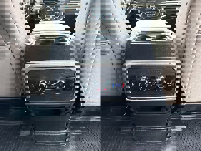 Used 2022 Ford Expedition Max Limited image 24