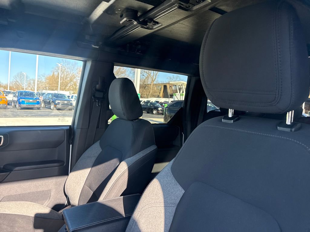 Used 2025 Ford Bronco Big Bend image 23