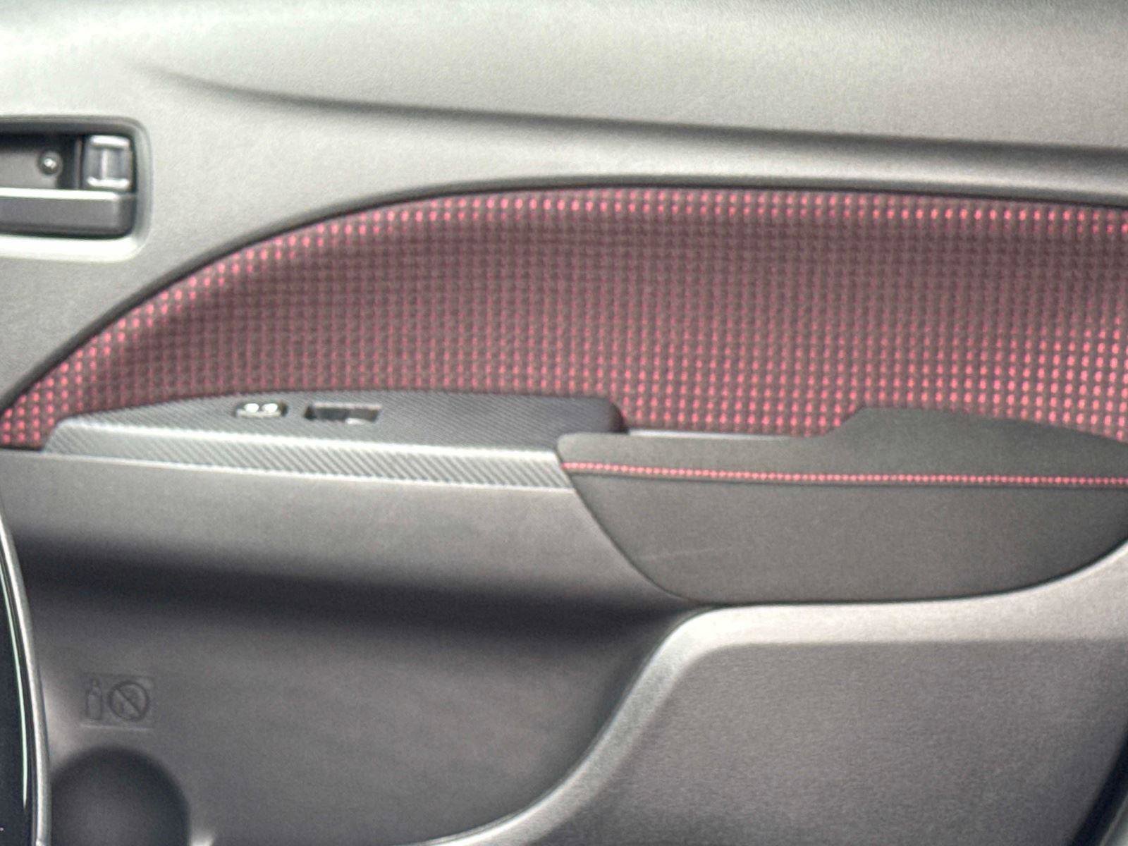 Used 2024 Mitsubishi Mirage Black Edition image 19