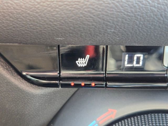 Used 2024 Chevrolet Blazer LT w/ Convenience Package image 24