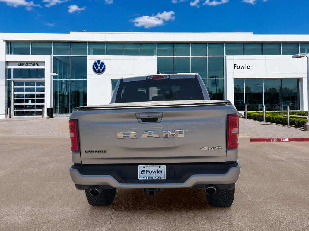 Used 2025 RAM 1500 Laramie w/ Laramie Southwest Edition AWD/4WD image 6
