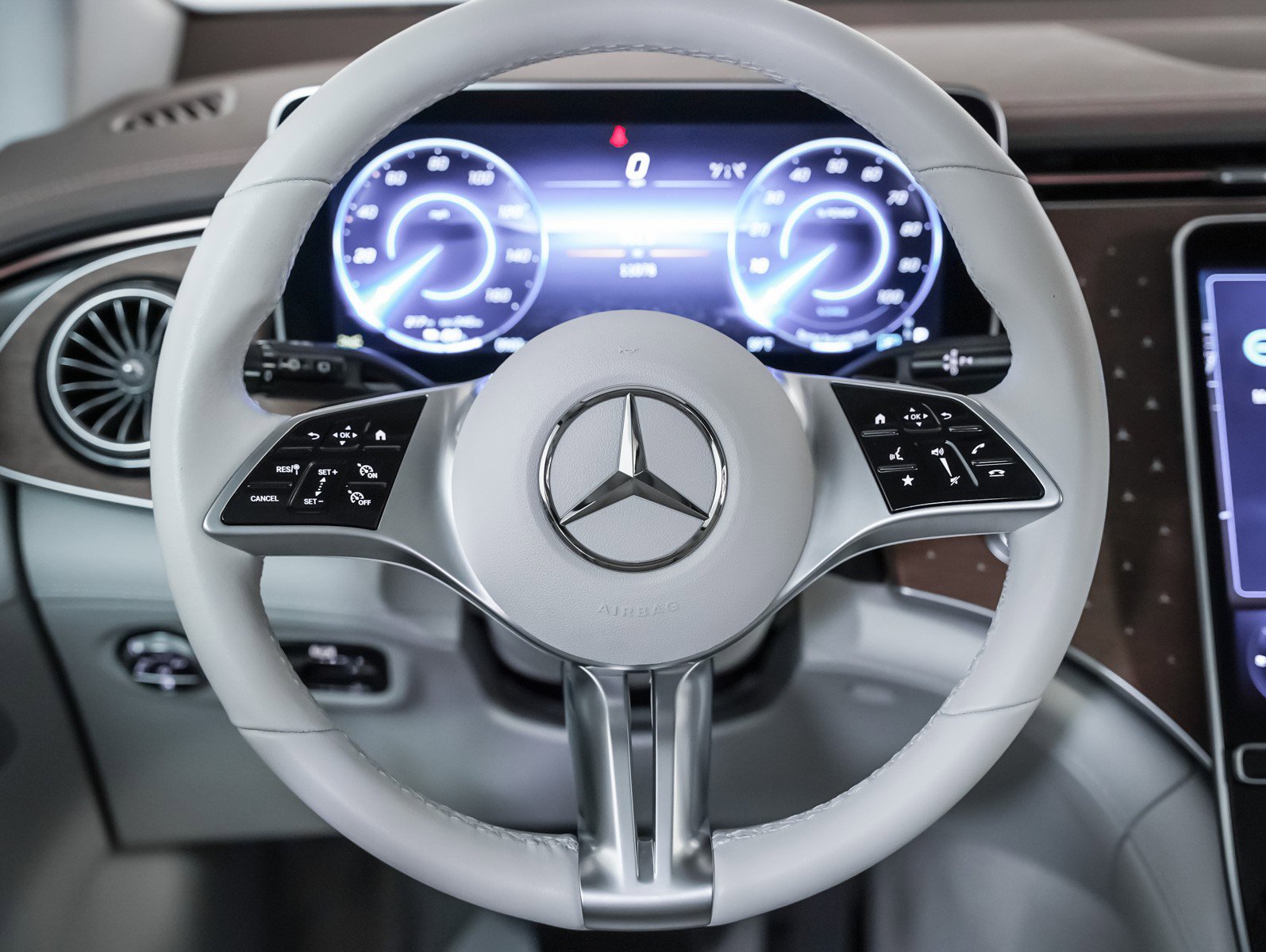 Certified 2024 Mercedes-Benz EQE 350+ SUV image 15