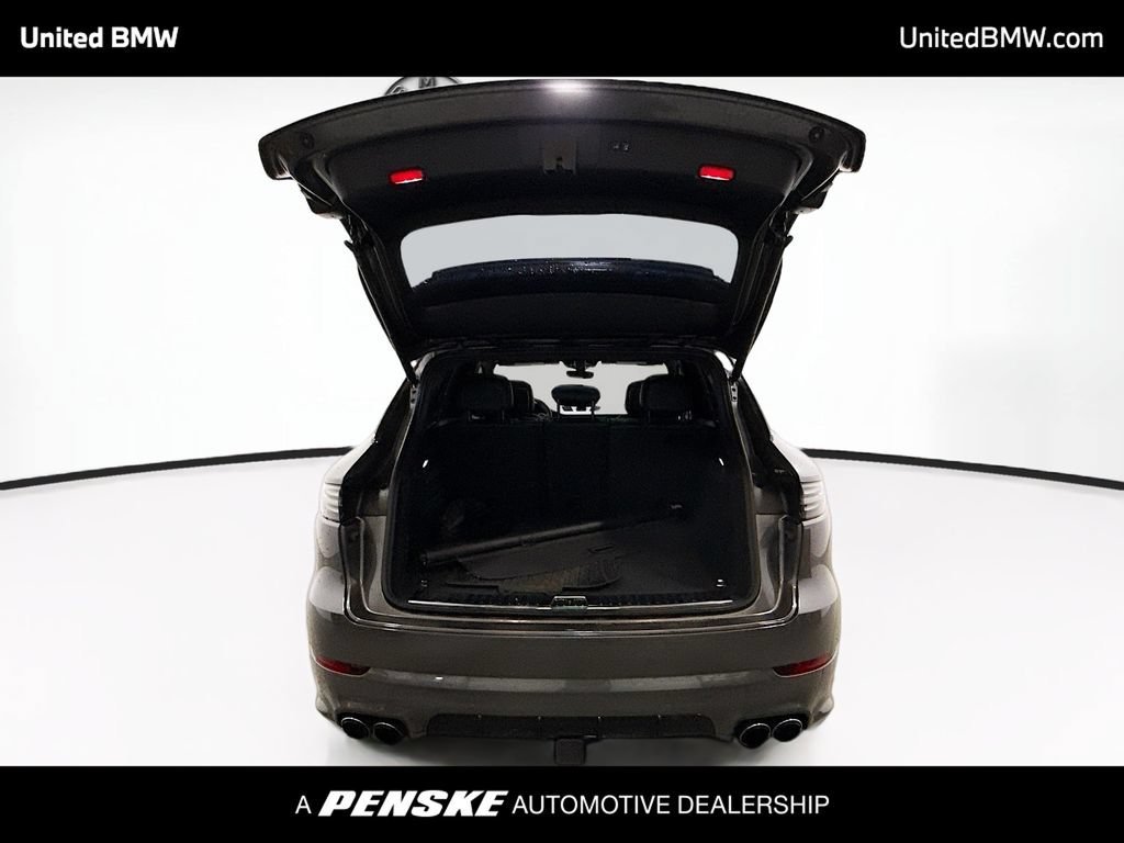 Used 2023 Porsche Cayenne Turbo S AWD/4WD image 14