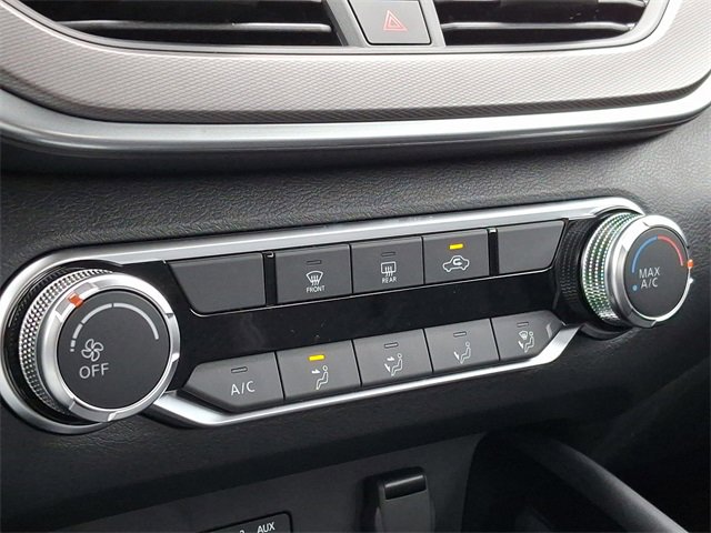 New 2025 Nissan Altima 2.5 SR image 13