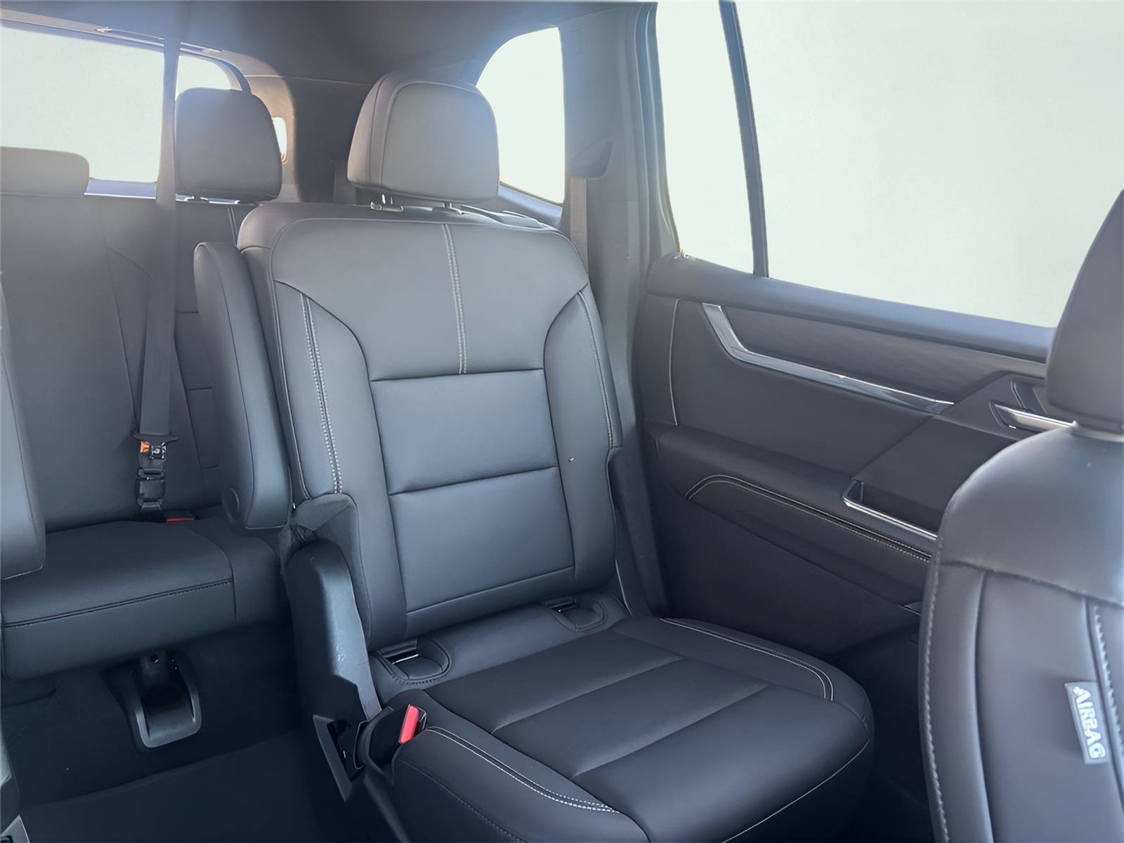 Used 2024 GMC Acadia Elevation image 21