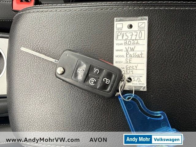 Certified 2022 Volkswagen Passat 2.0T SE FWD image 36