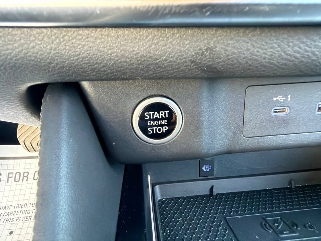Used 2021 Nissan Rogue Platinum AWD/4WD image 33