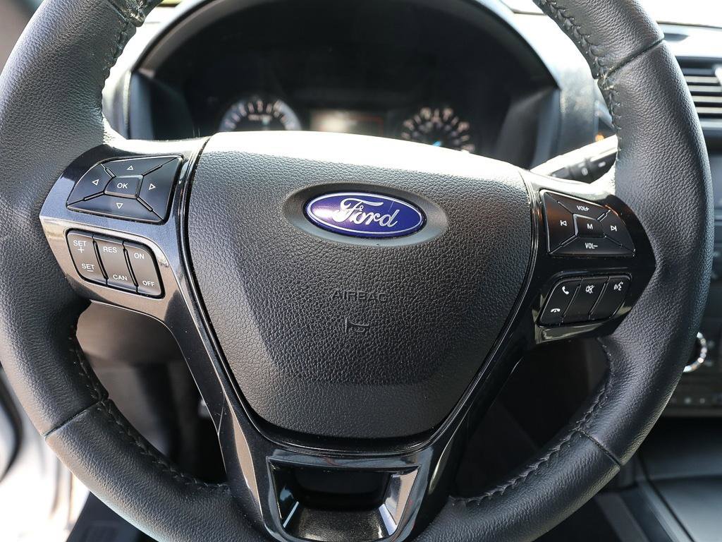 Used 2018 Ford Explorer XLT FWD image 12
