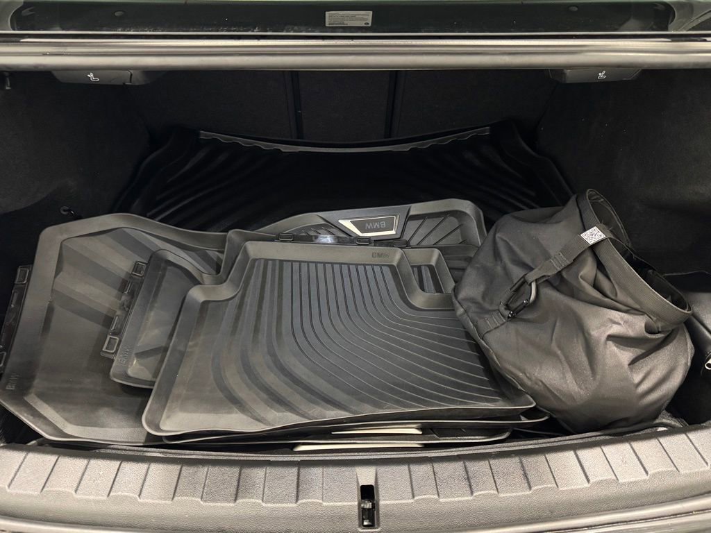 Used 2023 BMW 330e xDrive w/ Driving Assistance Package AWD/4WD image 33