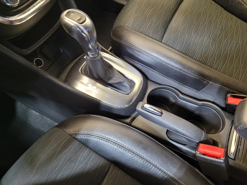 Used 2015 Buick Encore FWD image 26