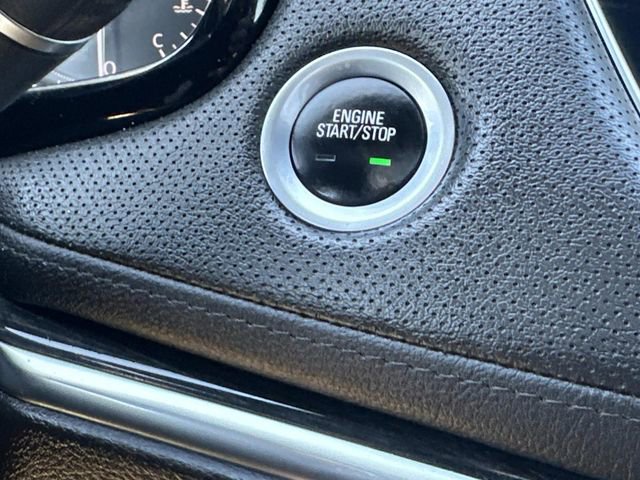 Used 2021 Cadillac XT5 Premium Luxury AWD/4WD image 27