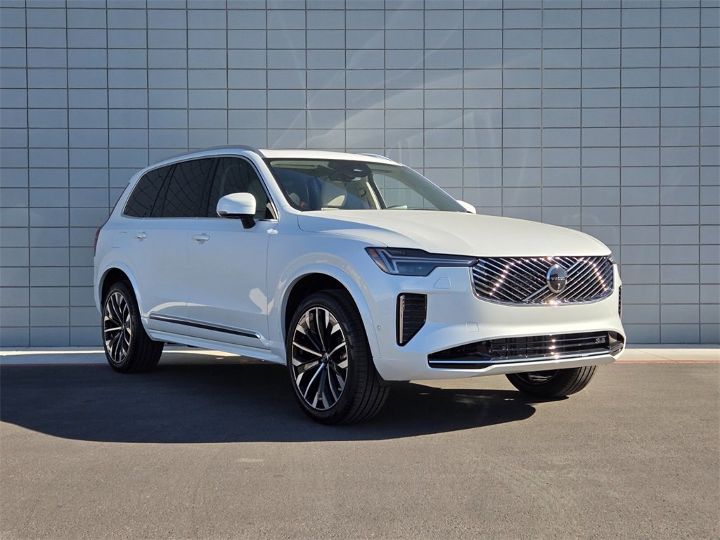 New 2026 Volvo XC90 B6 Ultra w/ Protection Package image 3