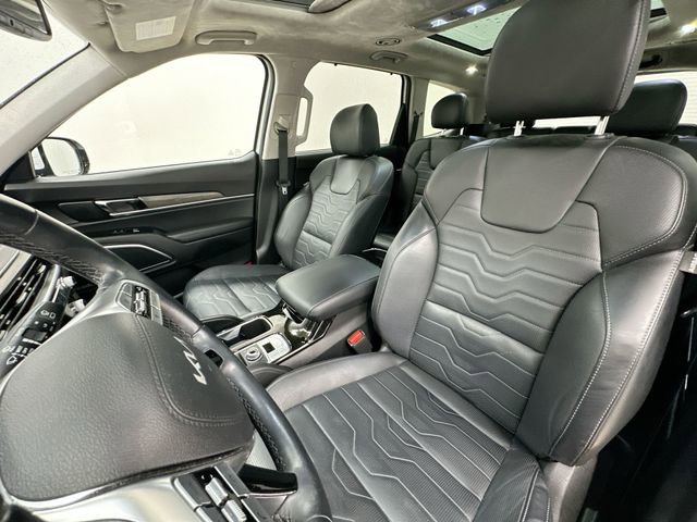 Used 2022 Kia Telluride SX w/ SX Prestige Package AWD/4WD image 14