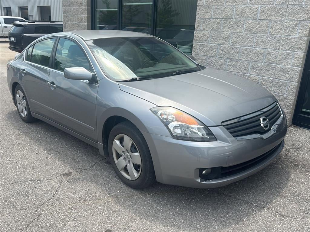 Used 2007 Nissan Altima 2.5 S w/ Technology Pkg FWD image 5