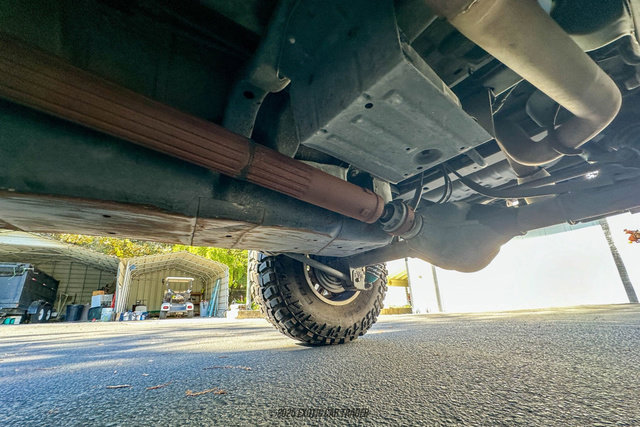 Used 2016 Jeep Wrangler Unlimited Rubicon w/ Connectivity Group image 77