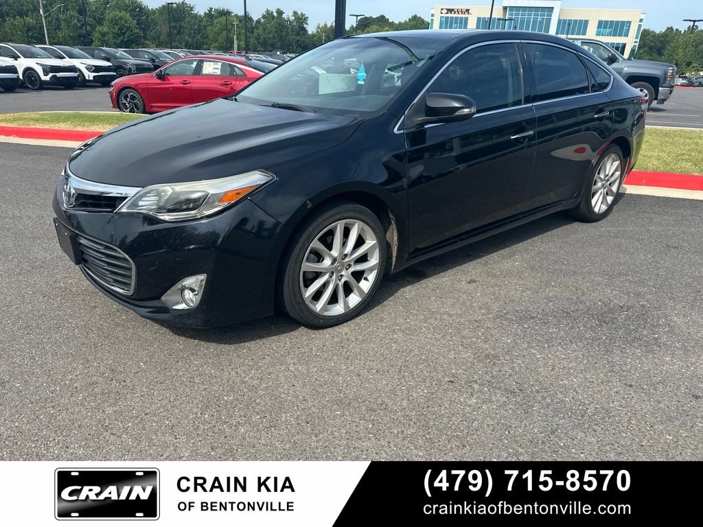 Used 2013 Toyota Avalon XLE Touring FWD image 2
