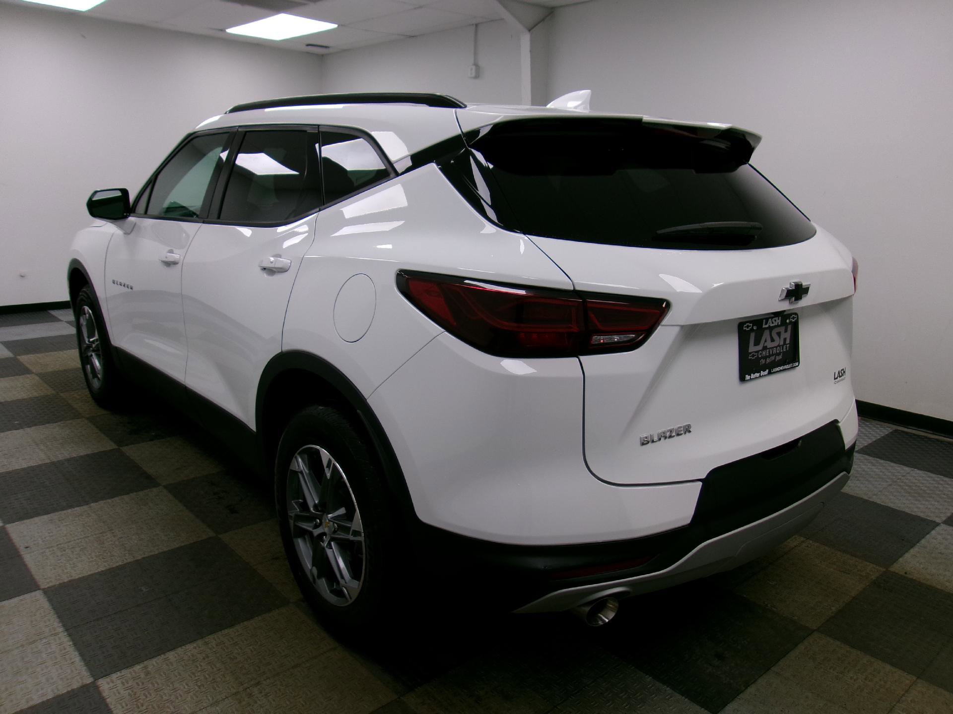 Certified 2024 Chevrolet Blazer LT w/ Convenience Package image 2