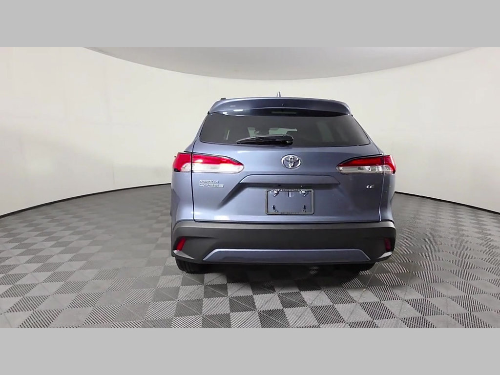 Used 2023 Toyota Corolla Cross LE FWD image 43