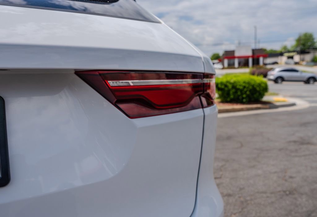 Used 2024 Jaguar F-PACE R-Dynamic S AWD/4WD image 27