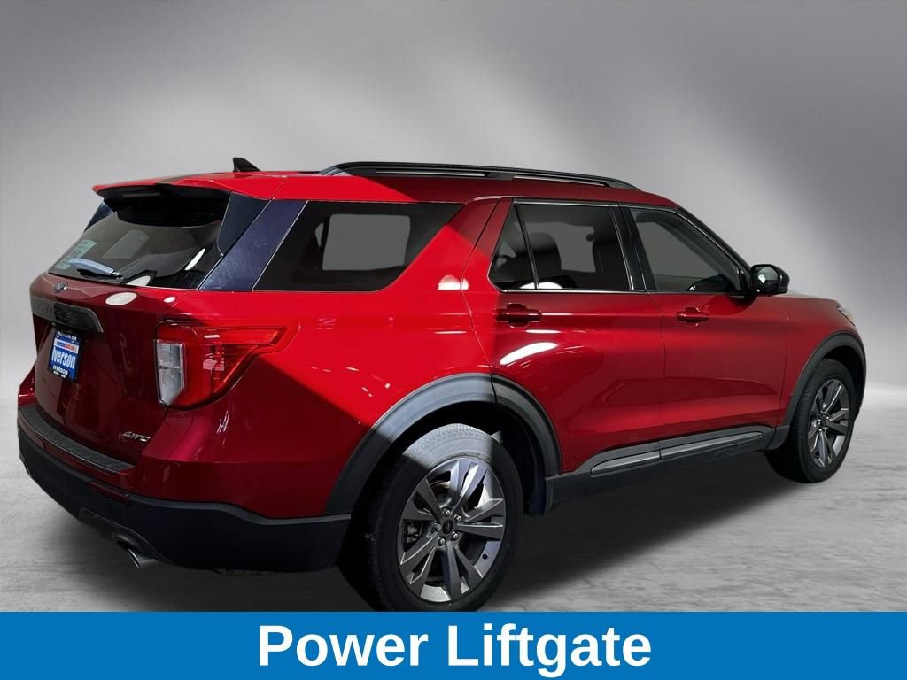 Used 2023 Ford Explorer XLT w/ Equipment Group 202A image 9