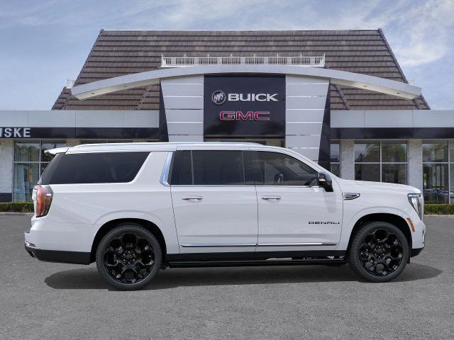 New 2026 GMC Yukon XL Denali w/ Denali Reserve Package image 5