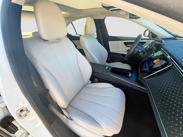 Used 2024 Mercedes-Benz E 350 4MATIC Sedan w/ Driver Assistance Package image 15