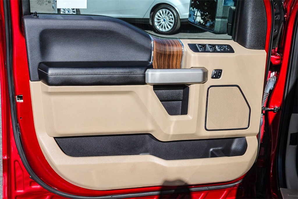 Used 2016 Ford F150 Lariat w/ Equipment Group 502A Luxury image 23