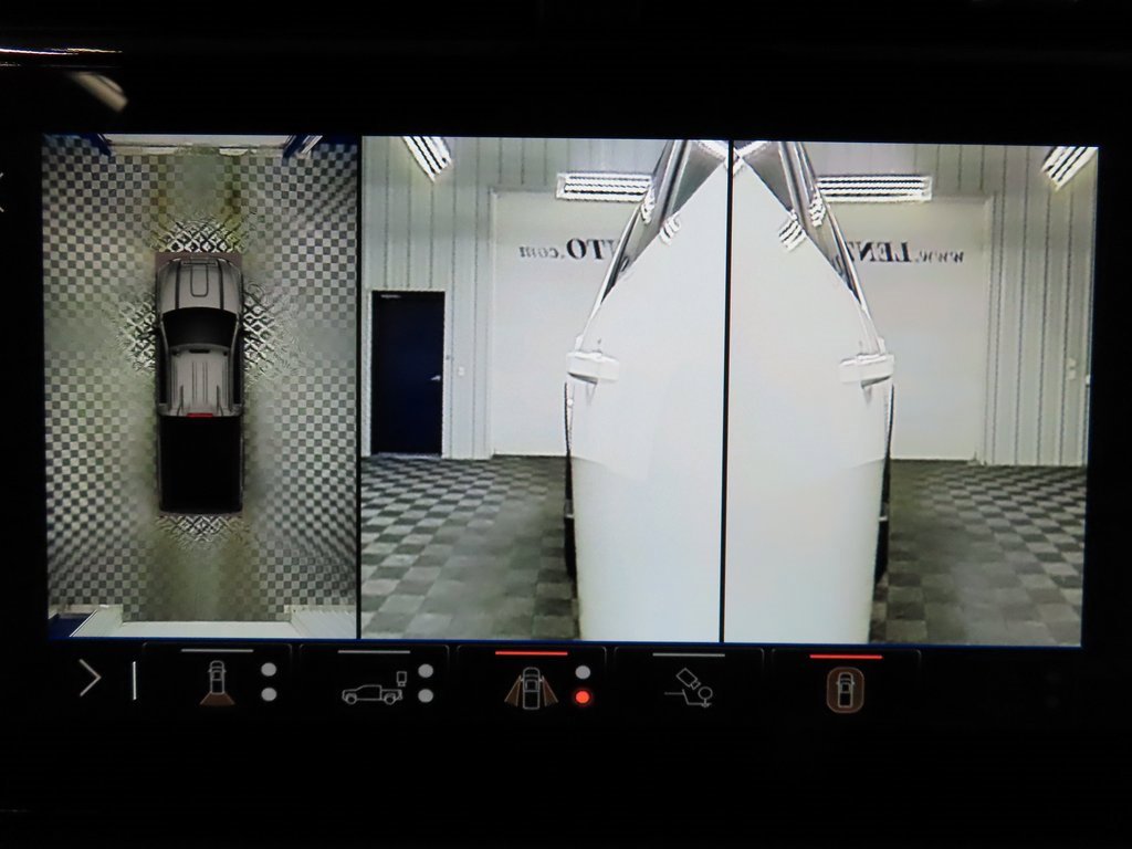 Used 2026 GMC Sierra 2500 AT4 image 20