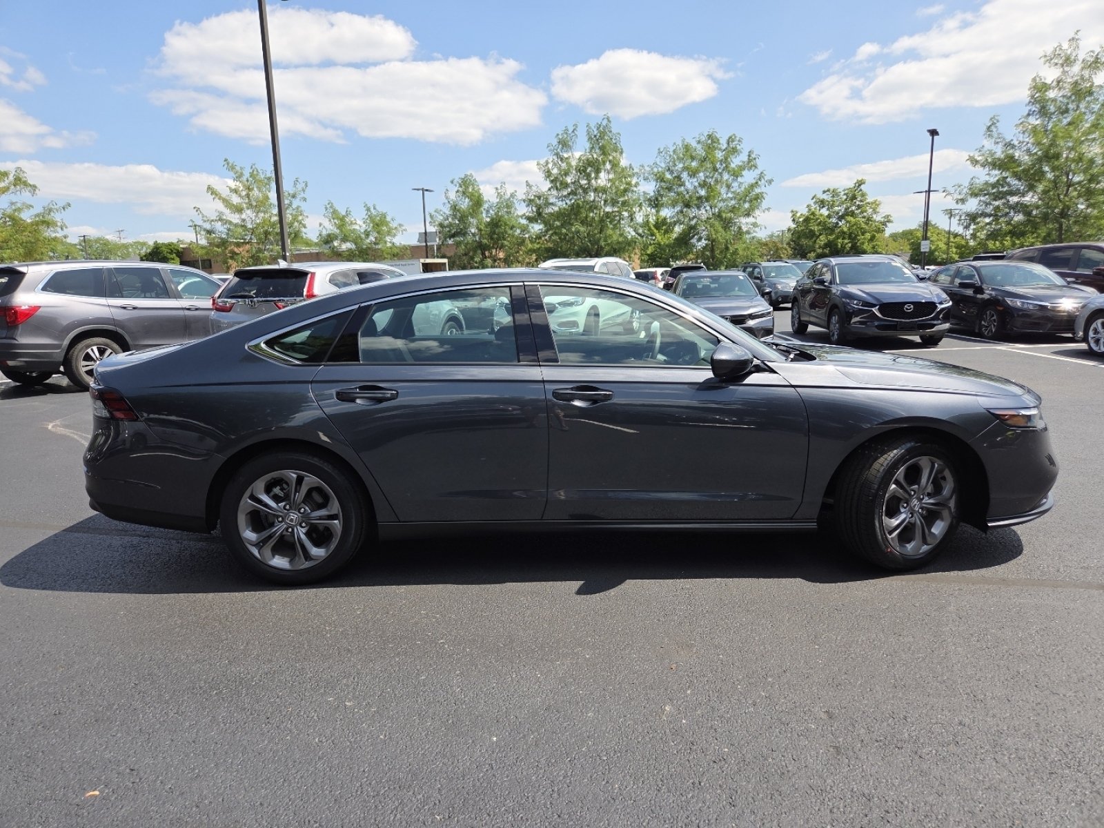 Used 2024 Honda Accord EX image 21