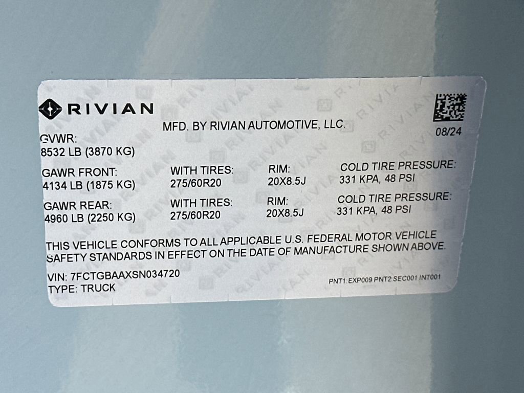 Used 2025 Rivian R1T Adventure image 22