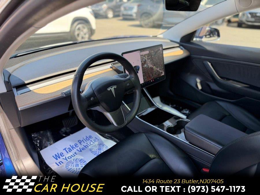 Used 2020 Tesla Model 3 Standard Range Plus RWD image 12