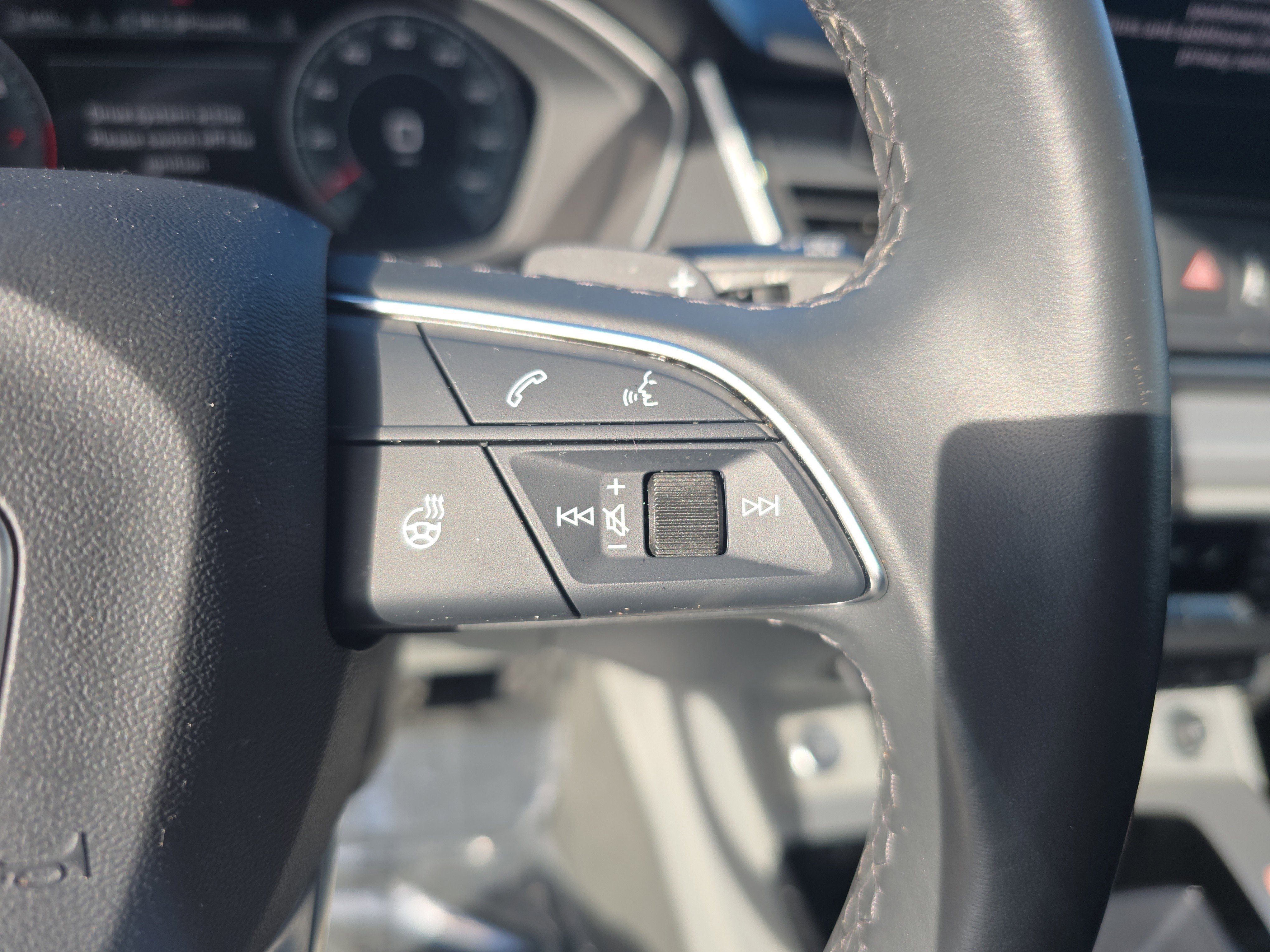 Used 2025 Audi Q5 2.0T Premium image 26