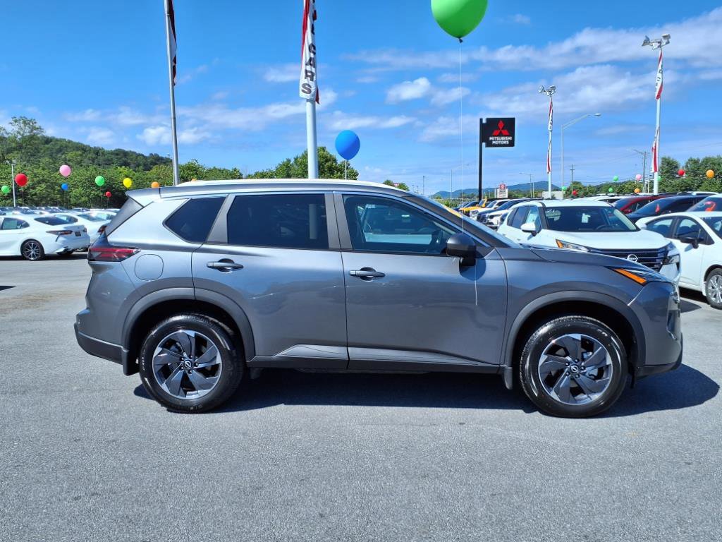 Certified 2025 Nissan Rogue SV w/ SV Premium Package image 14