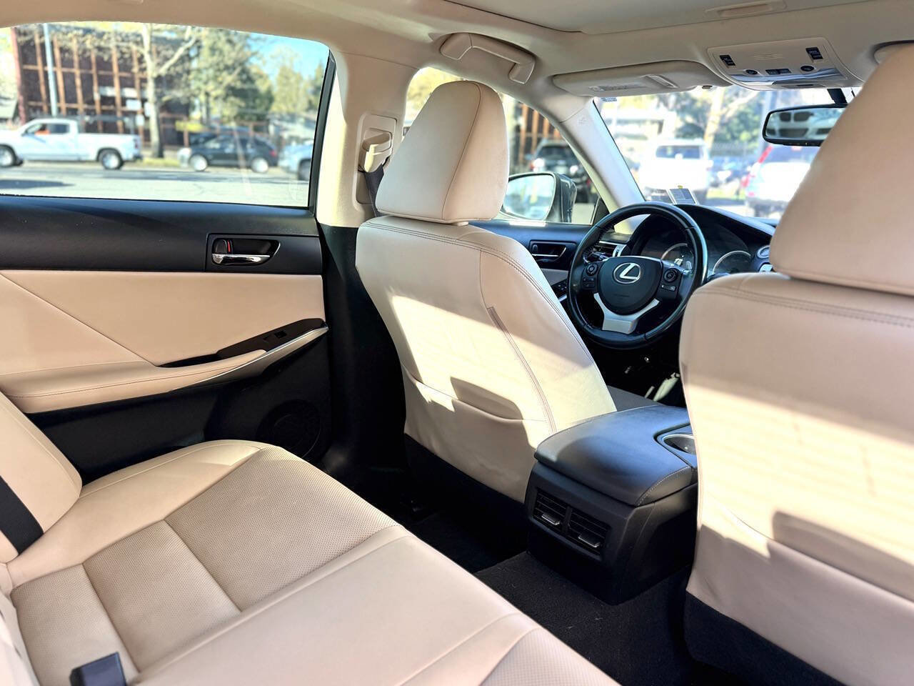 Used 2016 Lexus IS 200t RWD image 13