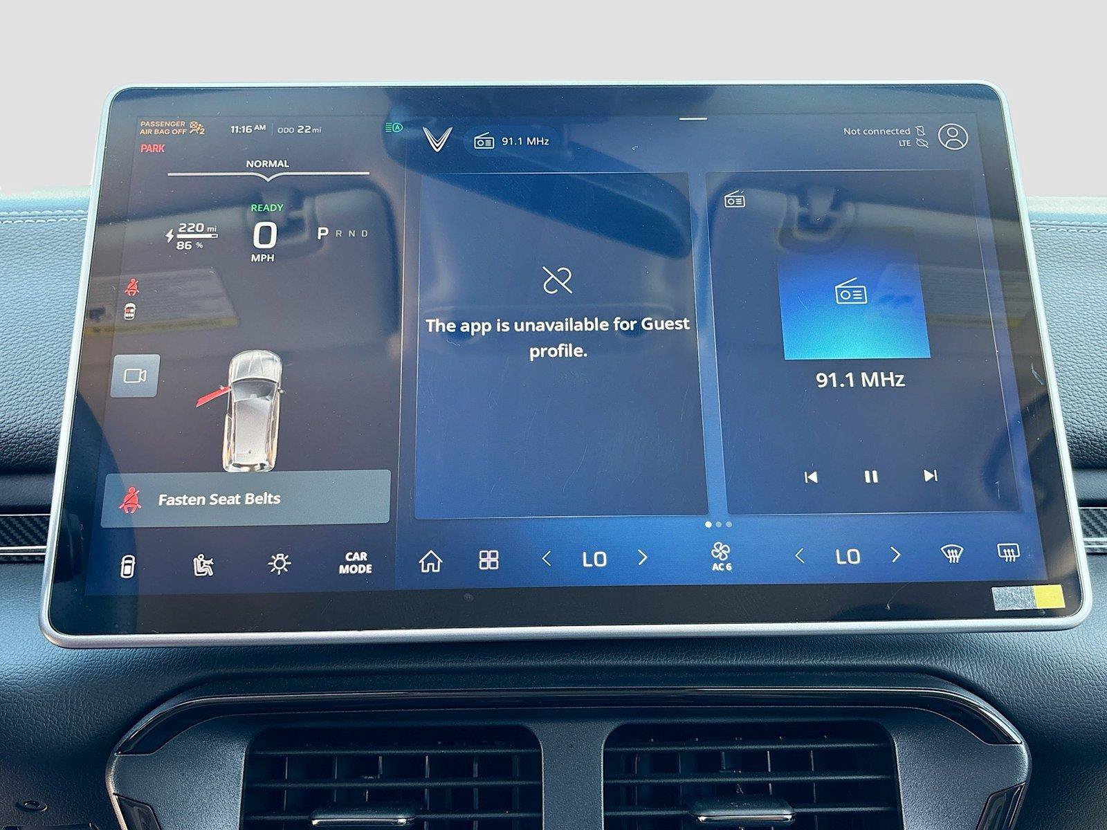 New 2025 VinFast VF 8 Eco AWD/4WD image 14