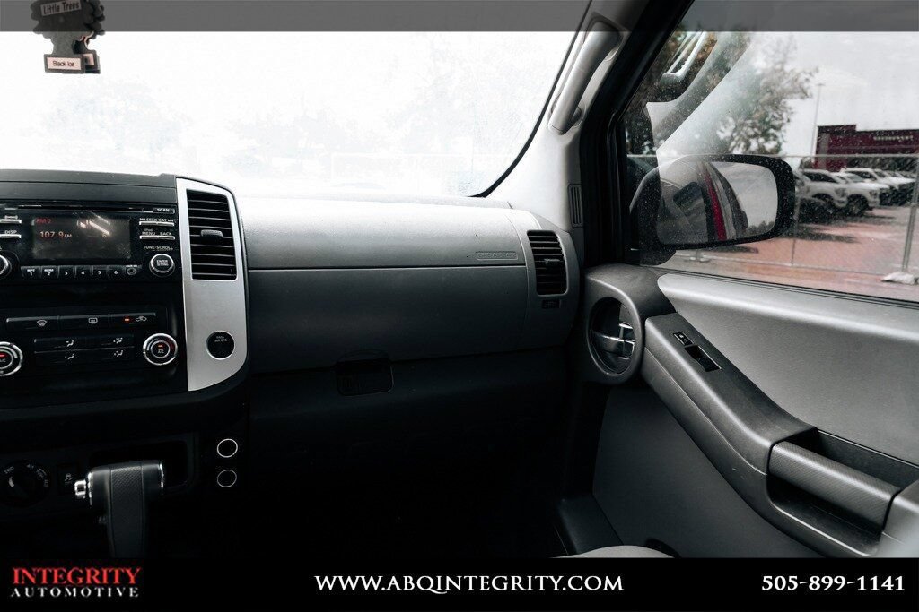Used 2013 Nissan Xterra S AWD/4WD image 11