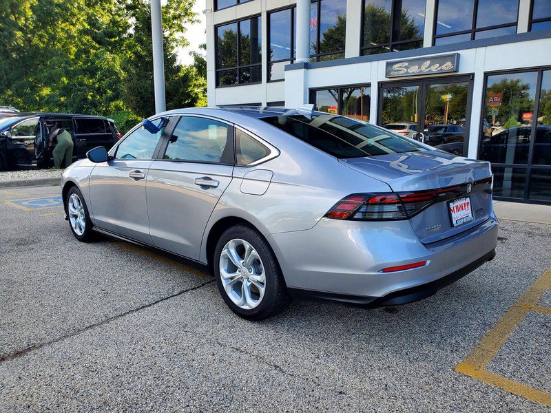 Used 2023 Honda Accord LX image 7