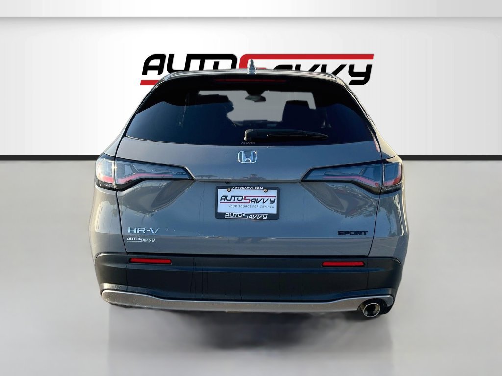 Used 2025 Honda HR-V Sport image 6