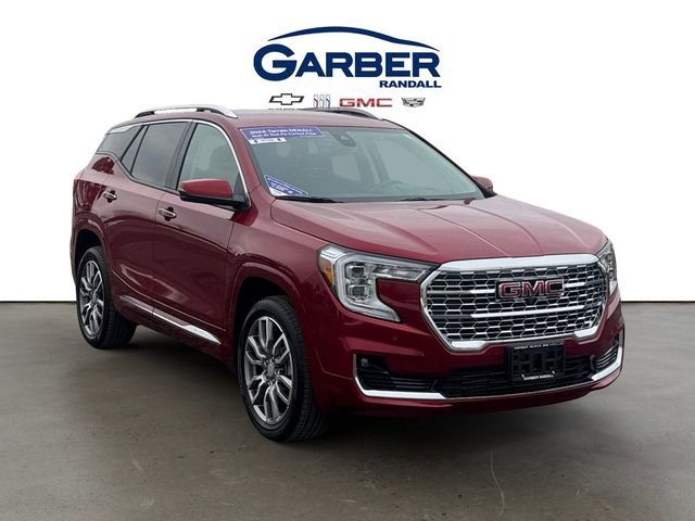 Used 2024 GMC Terrain Denali w/ Denali Premium Package image 7