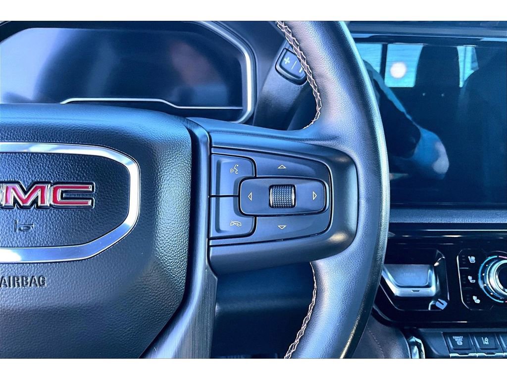 Used 2024 GMC Sierra 2500 AT4 w/ AT4 Premium Plus Package image 11