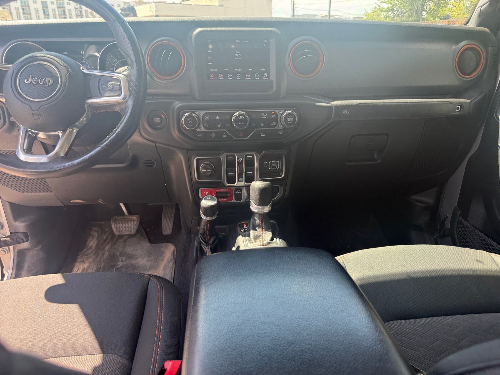 Used 2021 Jeep Gladiator Mojave w/ LED Lighting Group AWD/4WD image 19