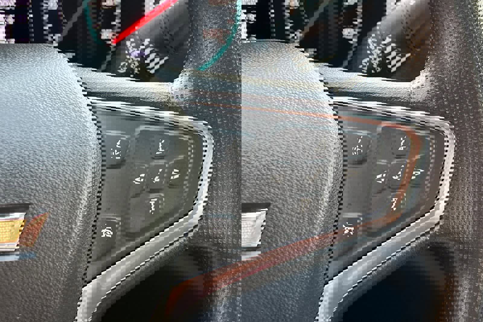 Used 2024 Chevrolet Malibu LT image 29