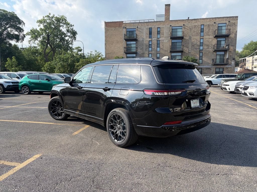 Certified 2026 Jeep Grand Cherokee L Summit w/ Obsidian Package AWD/4WD image 5