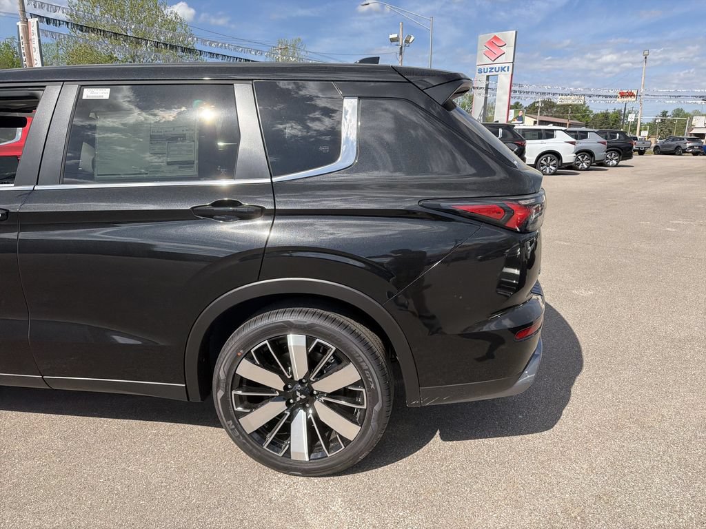New 2026 Mitsubishi Outlander SE AWD/4WD image 6